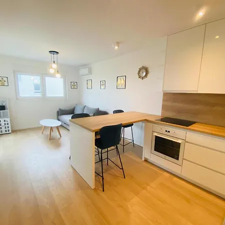 Apartment Miro